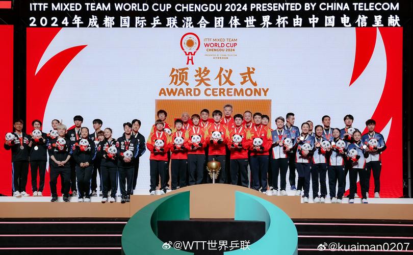 Tết Tóc Xương Cá